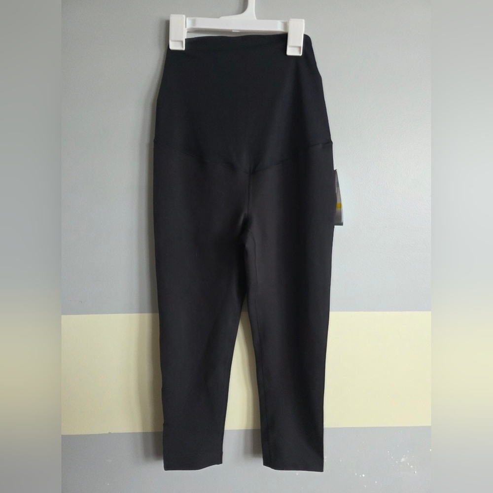 NWT Zella Maternity Black Women's Capri Leggings Athletic Pants Small
